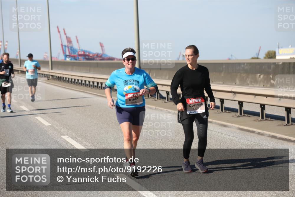 03.10.2025 - Köhlbrandbrückenlauf Yannick Fuchs http://msf.ph/oto/9192226 03.10.2025 12:13:38 Position 3 6400, 6403 meine-sportfotos.de