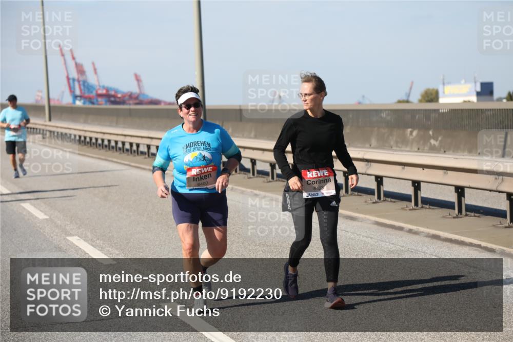 03.10.2025 - Köhlbrandbrückenlauf Yannick Fuchs http://msf.ph/oto/9192230 03.10.2025 12:13:38 Position 3 6400, 6403 meine-sportfotos.de