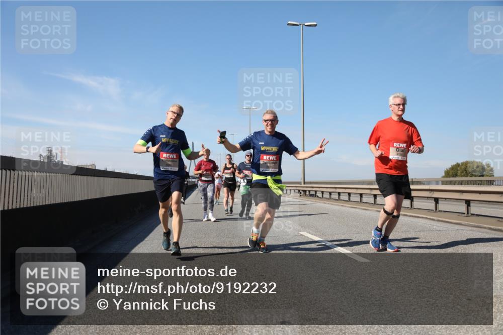 03.10.2025 - Köhlbrandbrückenlauf Yannick Fuchs http://msf.ph/oto/9192232 03.10.2025 11:53:14 Position 3 4176 meine-sportfotos.de