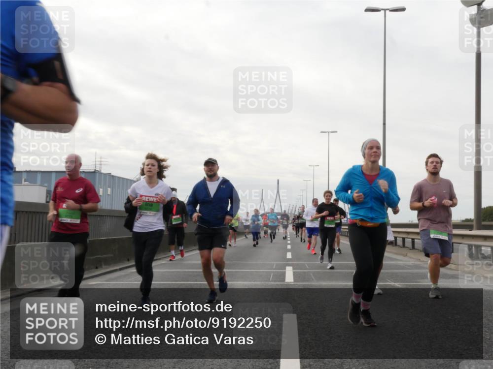 03.10.2025 - Köhlbrandbrückenlauf Matties Gatica Varas http://msf.ph/oto/9192250 03.10.2025 16:09:44 Position 3  meine-sportfotos.de