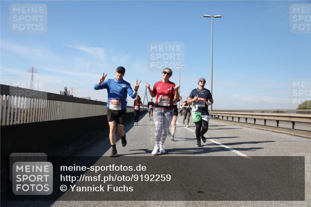 03.10.2025 - Köhlbrandbrückenlauf Yannick Fuchs http://msf.ph/oto/9192259 03.10.2025 11:53:16 Position 3 6517, 4538 meine-sportfotos.de