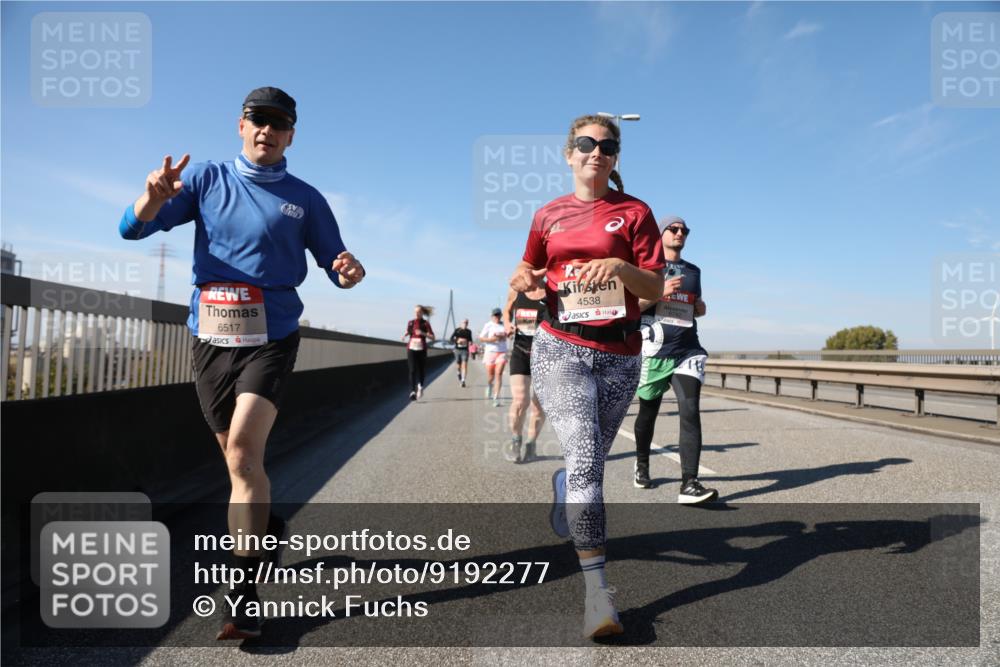 03.10.2025 - Köhlbrandbrückenlauf Yannick Fuchs http://msf.ph/oto/9192277 03.10.2025 11:53:17 Position 3 6517, 4538, 6742 meine-sportfotos.de