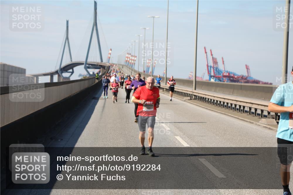 03.10.2025 - Köhlbrandbrückenlauf Yannick Fuchs http://msf.ph/oto/9192284 03.10.2025 12:13:47 Position 3  meine-sportfotos.de