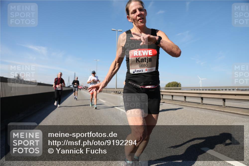 03.10.2025 - Köhlbrandbrückenlauf Yannick Fuchs http://msf.ph/oto/9192294 03.10.2025 11:53:18 Position 3 6680 meine-sportfotos.de
