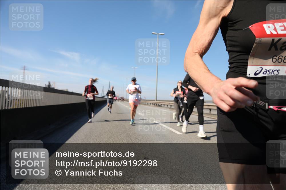 03.10.2025 - Köhlbrandbrückenlauf Yannick Fuchs http://msf.ph/oto/9192298 03.10.2025 11:53:18 Position 3 668 meine-sportfotos.de