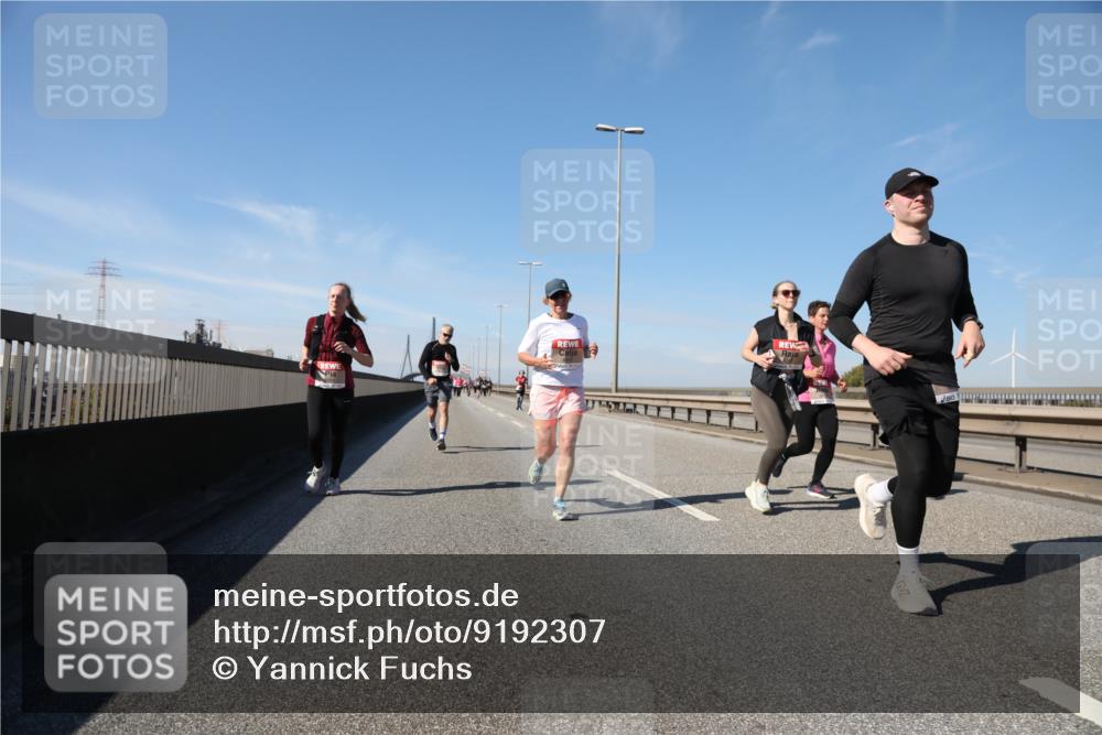 03.10.2025 - Köhlbrandbrückenlauf Yannick Fuchs http://msf.ph/oto/9192307 03.10.2025 11:53:19 Position 3  meine-sportfotos.de