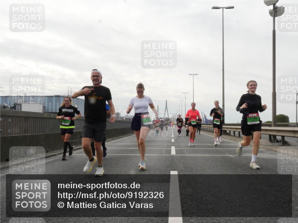 03.10.2025 - Köhlbrandbrückenlauf Matties Gatica Varas http://msf.ph/oto/9192326 03.10.2025 16:10:01 Position 3  meine-sportfotos.de