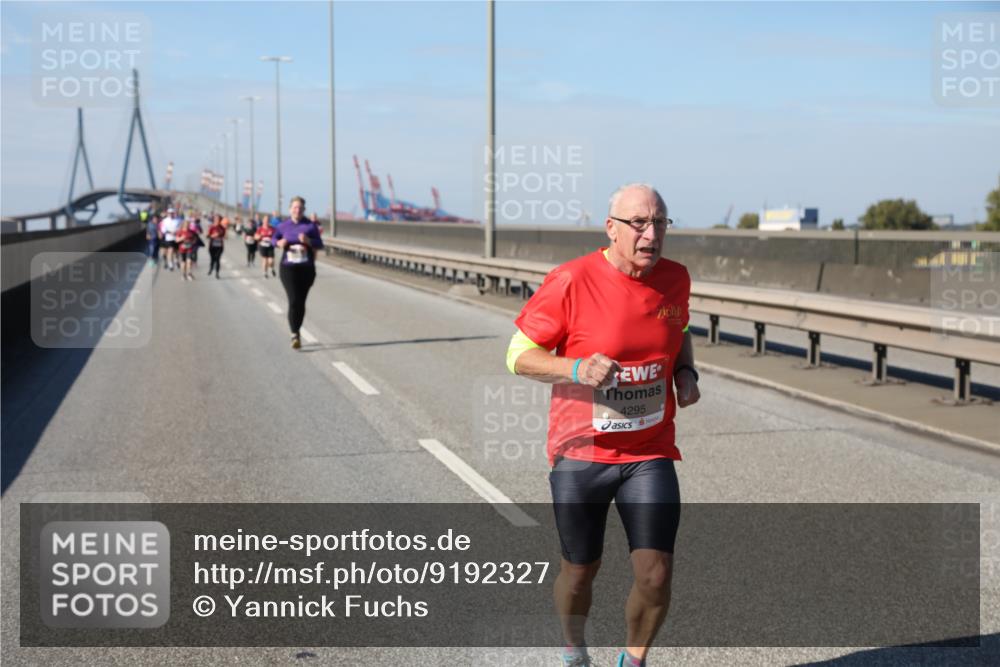 03.10.2025 - Köhlbrandbrückenlauf Yannick Fuchs http://msf.ph/oto/9192327 03.10.2025 12:13:51 Position 3 4295 meine-sportfotos.de