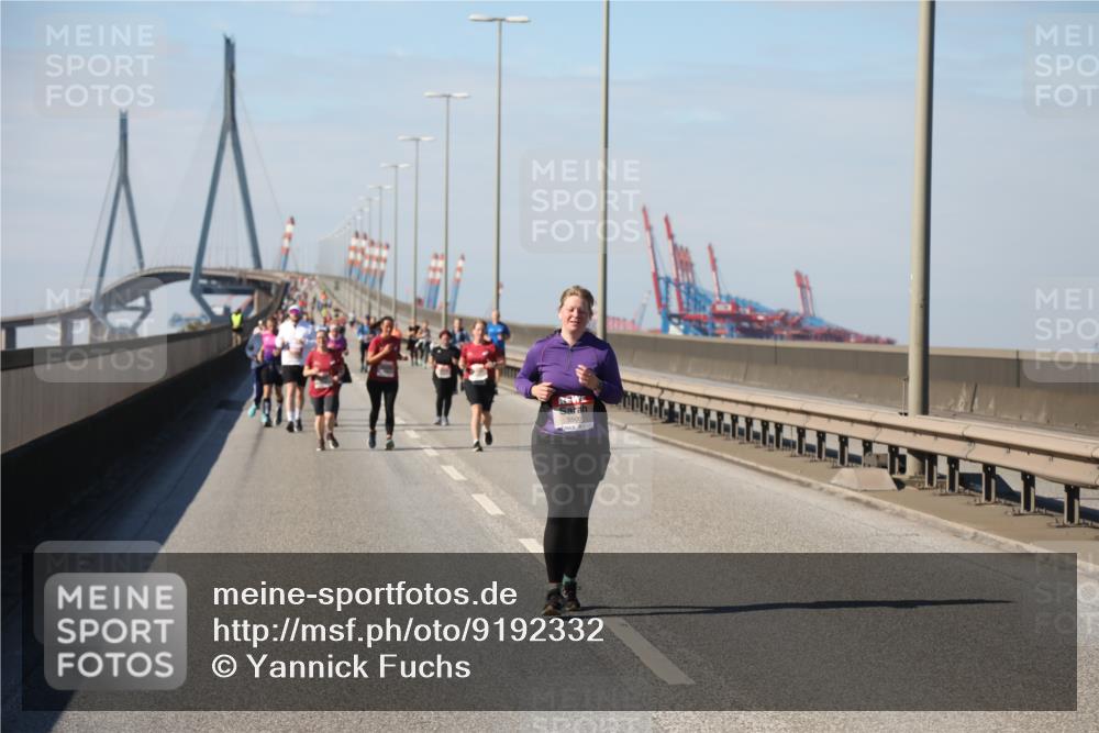 03.10.2025 - Köhlbrandbrückenlauf Yannick Fuchs http://msf.ph/oto/9192332 03.10.2025 12:13:52 Position 3 5509 meine-sportfotos.de
