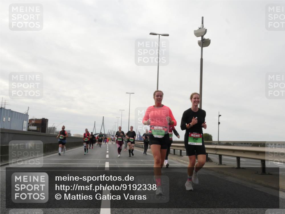 03.10.2025 - Köhlbrandbrückenlauf Matties Gatica Varas http://msf.ph/oto/9192338 03.10.2025 16:10:04 Position 3  meine-sportfotos.de