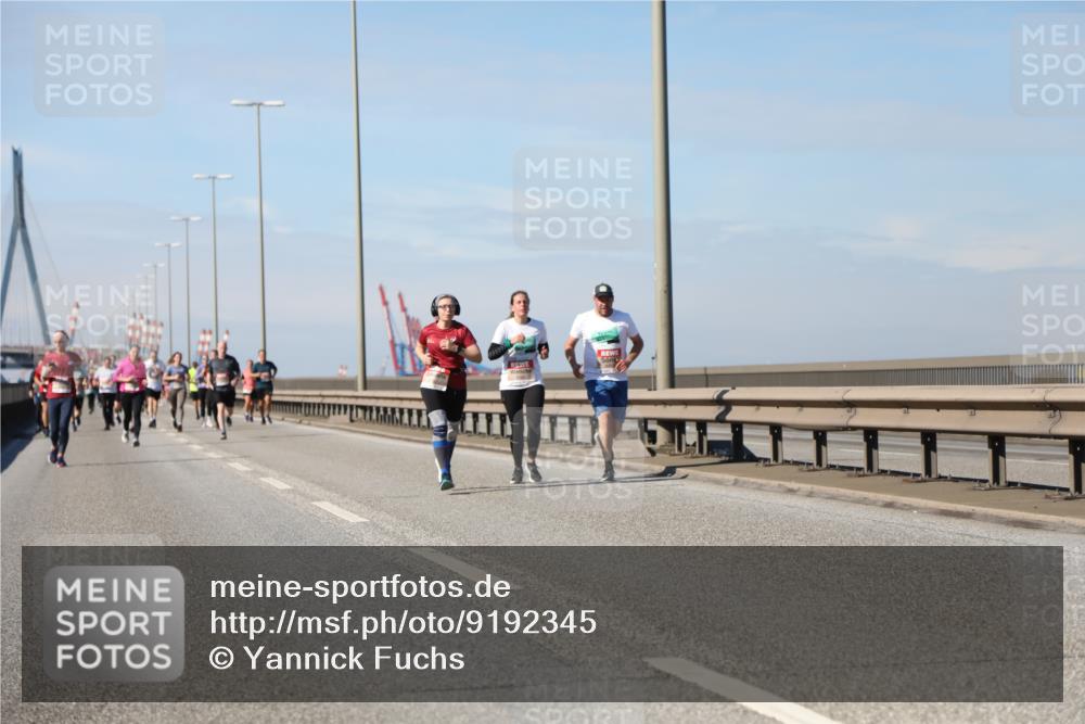 03.10.2025 - Köhlbrandbrückenlauf Yannick Fuchs http://msf.ph/oto/9192345 03.10.2025 11:53:22 Position 3  meine-sportfotos.de