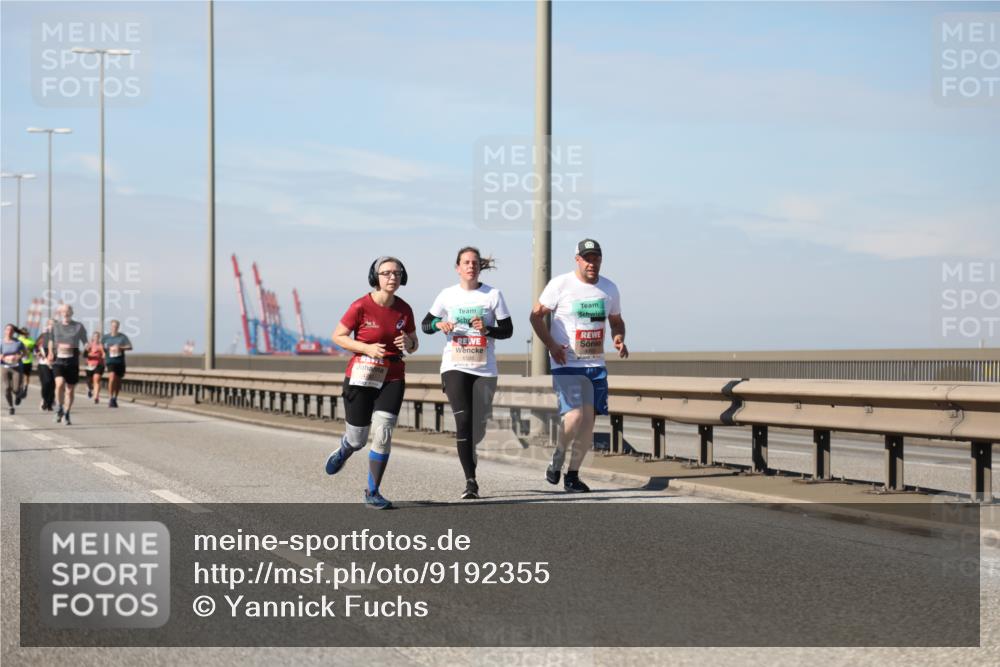 03.10.2025 - Köhlbrandbrückenlauf Yannick Fuchs http://msf.ph/oto/9192355 03.10.2025 11:53:23 Position 3 6566 meine-sportfotos.de