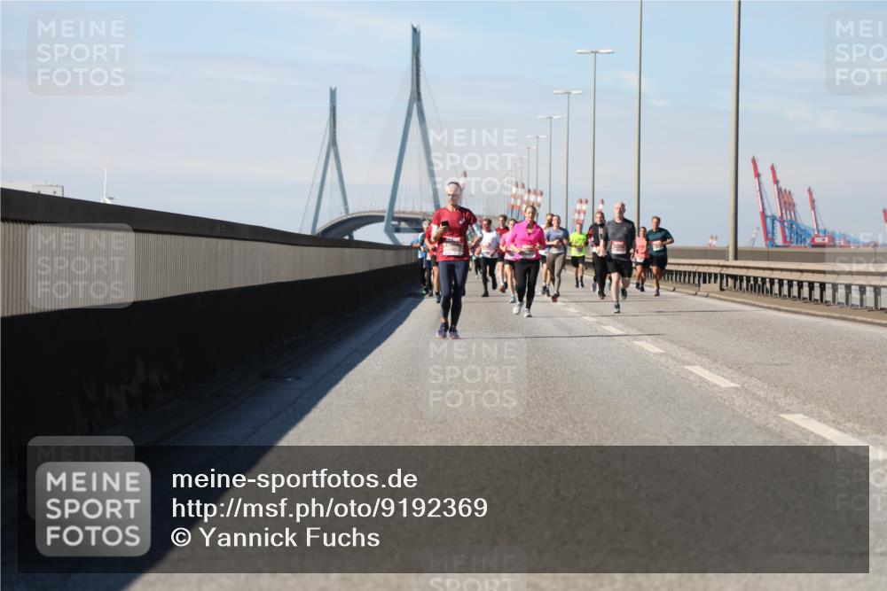 03.10.2025 - Köhlbrandbrückenlauf Yannick Fuchs http://msf.ph/oto/9192369 03.10.2025 11:53:24 Position 3  meine-sportfotos.de