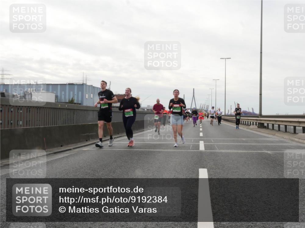 03.10.2025 - Köhlbrandbrückenlauf Matties Gatica Varas http://msf.ph/oto/9192384 03.10.2025 16:10:16 Position 3  meine-sportfotos.de