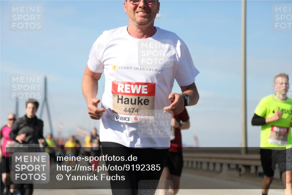 03.10.2025 - Köhlbrandbrückenlauf Yannick Fuchs http://msf.ph/oto/9192385 03.10.2025 11:53:41 Position 3 0, 4474 meine-sportfotos.de