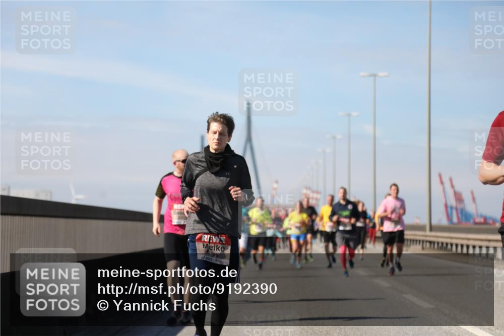 03.10.2025 - Köhlbrandbrückenlauf Yannick Fuchs http://msf.ph/oto/9192390 03.10.2025 11:53:42 Position 3 6705 meine-sportfotos.de