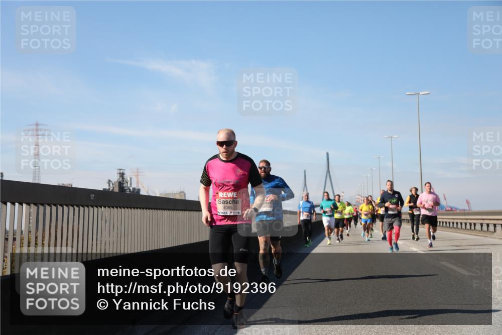 03.10.2025 - Köhlbrandbrückenlauf Yannick Fuchs http://msf.ph/oto/9192396 03.10.2025 11:53:44 Position 3 4065 meine-sportfotos.de