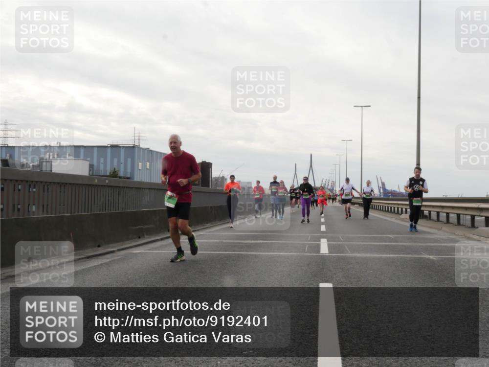 03.10.2025 - Köhlbrandbrückenlauf Matties Gatica Varas http://msf.ph/oto/9192401 03.10.2025 16:10:20 Position 3  meine-sportfotos.de