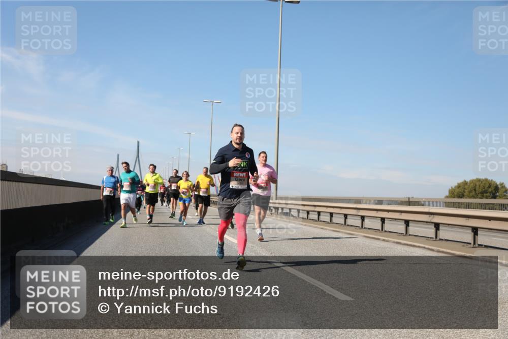 03.10.2025 - Köhlbrandbrückenlauf Yannick Fuchs http://msf.ph/oto/9192426 03.10.2025 11:53:47 Position 3  meine-sportfotos.de