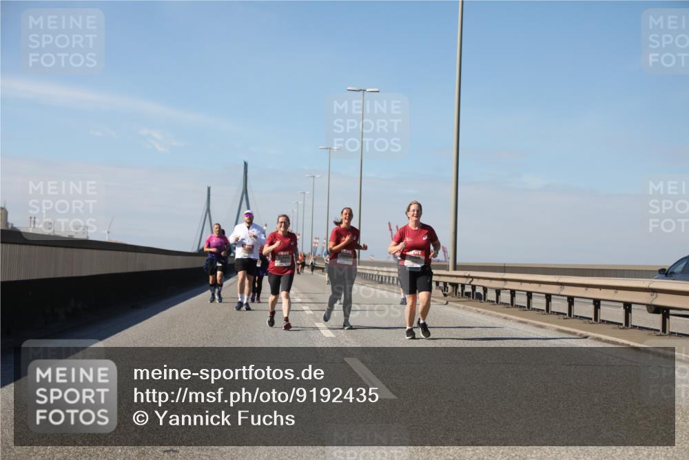 03.10.2025 - Köhlbrandbrückenlauf Yannick Fuchs http://msf.ph/oto/9192435 03.10.2025 12:14:02 Position 3  meine-sportfotos.de