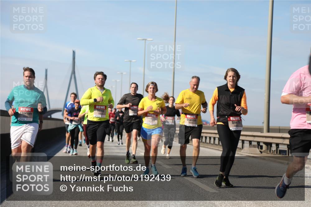 03.10.2025 - Köhlbrandbrückenlauf Yannick Fuchs http://msf.ph/oto/9192439 03.10.2025 11:53:48 Position 3 5902, 5903, 5674, 5673, 5062 meine-sportfotos.de
