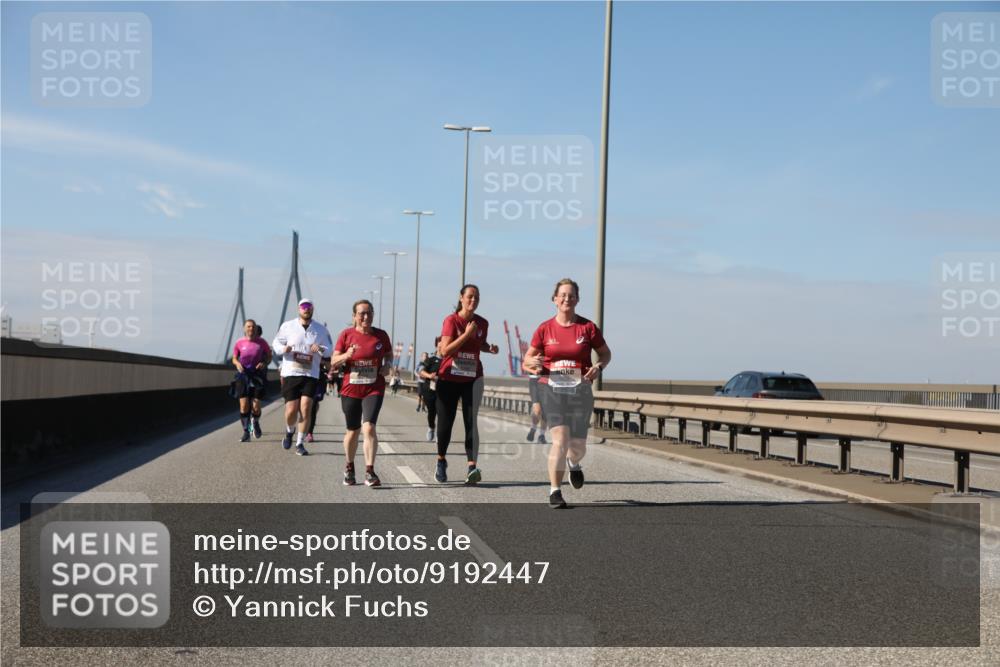 03.10.2025 - Köhlbrandbrückenlauf Yannick Fuchs http://msf.ph/oto/9192447 03.10.2025 12:14:03 Position 3  meine-sportfotos.de