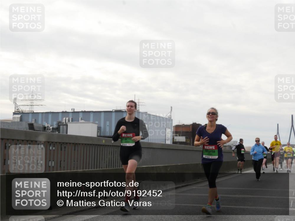 03.10.2025 - Köhlbrandbrückenlauf Matties Gatica Varas http://msf.ph/oto/9192452 03.10.2025 16:10:35 Position 3  meine-sportfotos.de