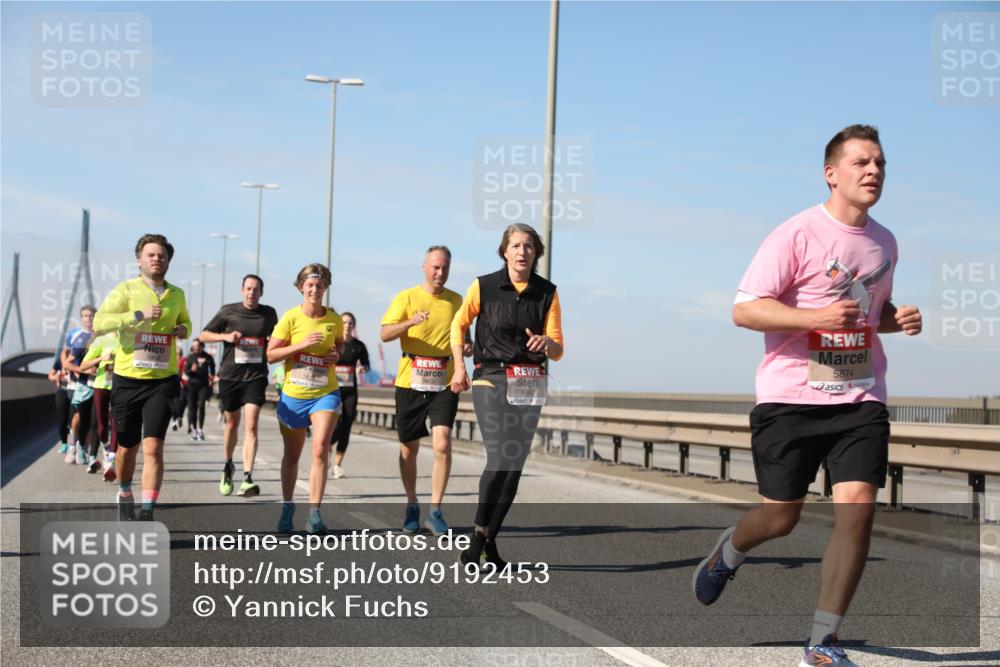 03.10.2025 - Köhlbrandbrückenlauf Yannick Fuchs http://msf.ph/oto/9192453 03.10.2025 11:53:49 Position 3 5874 meine-sportfotos.de