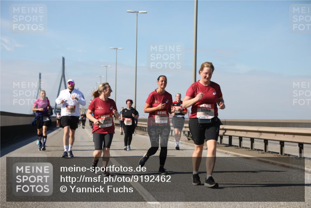 03.10.2025 - Köhlbrandbrückenlauf Yannick Fuchs http://msf.ph/oto/9192462 03.10.2025 12:14:04 Position 3 5343, 5188, 6515 meine-sportfotos.de