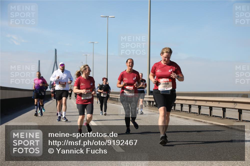 03.10.2025 - Köhlbrandbrückenlauf Yannick Fuchs http://msf.ph/oto/9192467 03.10.2025 12:14:04 Position 3 5343, 5188, 6515 meine-sportfotos.de