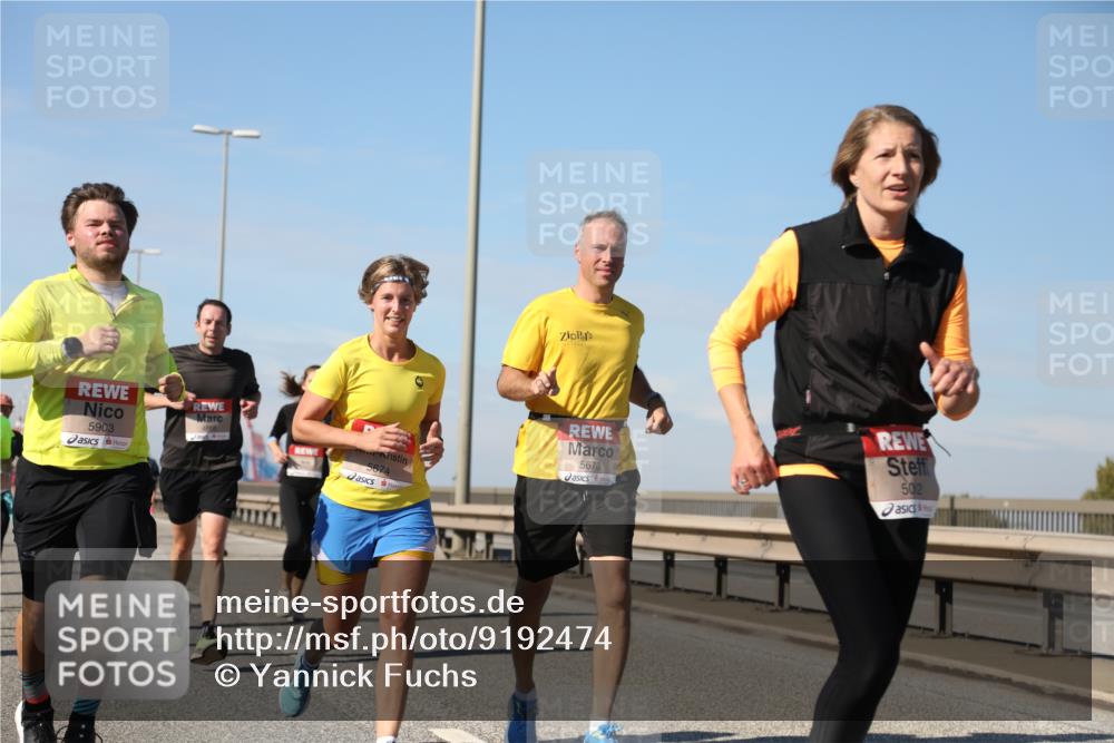 03.10.2025 - Köhlbrandbrückenlauf Yannick Fuchs http://msf.ph/oto/9192474 03.10.2025 11:53:51 Position 3 5903, 4858, 5674, 5673, 502 meine-sportfotos.de