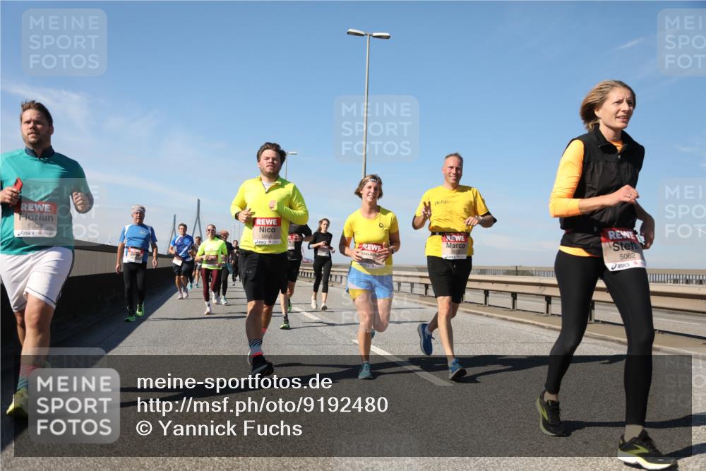 03.10.2025 - Köhlbrandbrückenlauf Yannick Fuchs http://msf.ph/oto/9192480 03.10.2025 11:53:51 Position 3 5902, 5908, 5062 meine-sportfotos.de