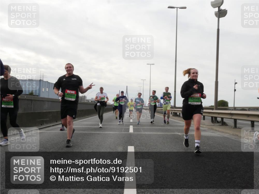 03.10.2025 - Köhlbrandbrückenlauf Matties Gatica Varas http://msf.ph/oto/9192501 03.10.2025 16:10:46 Position 3 8684 meine-sportfotos.de