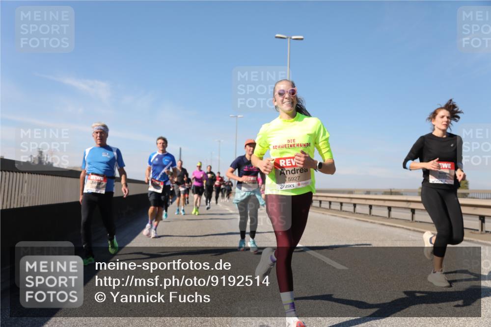 03.10.2025 - Köhlbrandbrückenlauf Yannick Fuchs http://msf.ph/oto/9192514 03.10.2025 11:53:54 Position 3 5927 meine-sportfotos.de