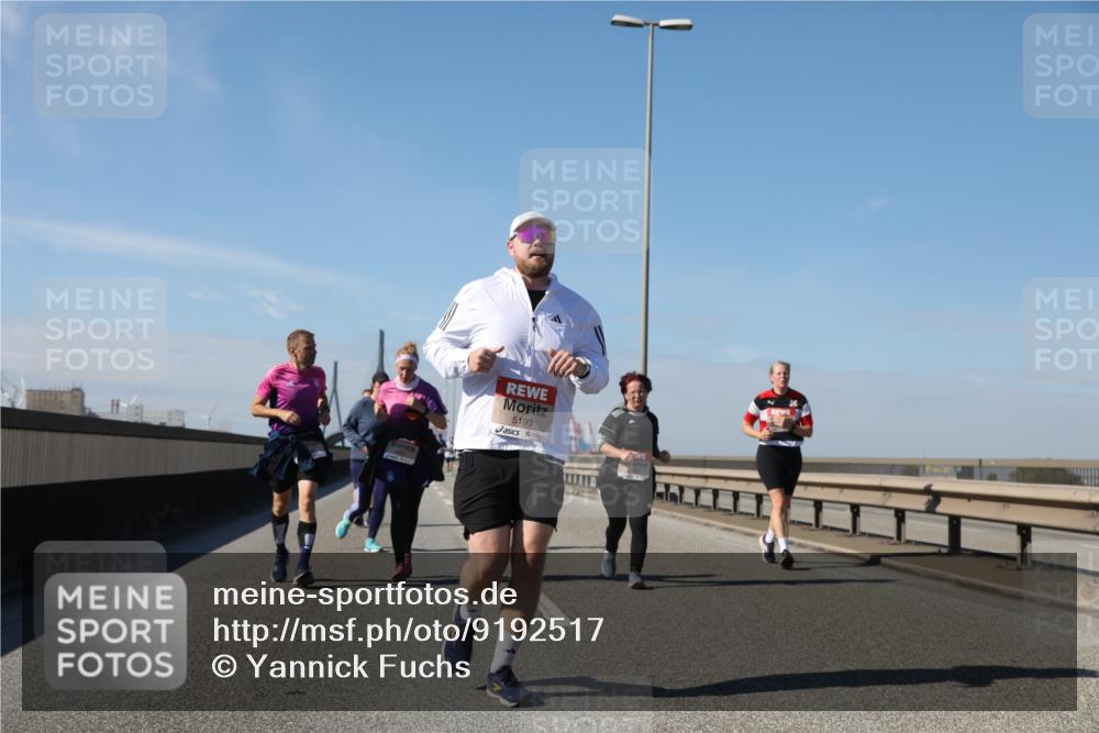 03.10.2025 - Köhlbrandbrückenlauf Yannick Fuchs http://msf.ph/oto/9192517 03.10.2025 12:14:08 Position 3 5193 meine-sportfotos.de