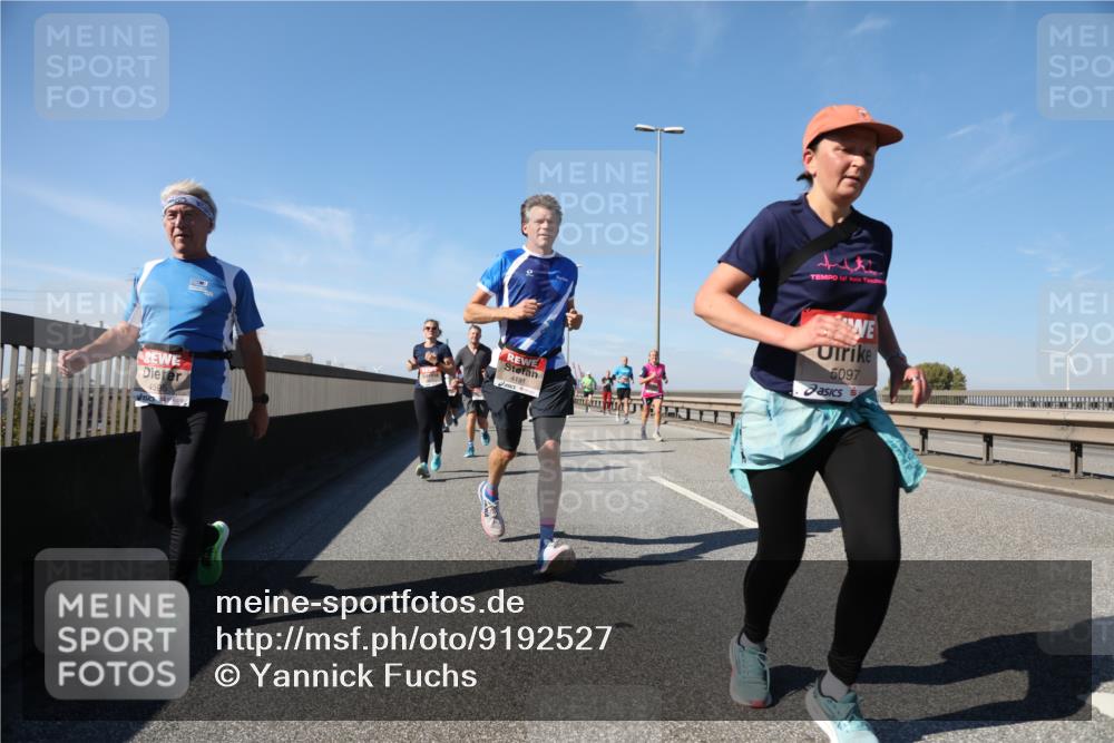 03.10.2025 - Köhlbrandbrückenlauf Yannick Fuchs http://msf.ph/oto/9192527 03.10.2025 11:53:55 Position 3 459, 4191, 5097 meine-sportfotos.de