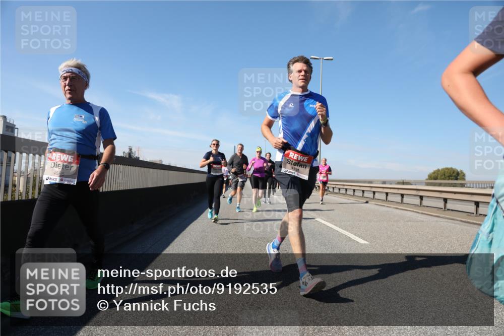 03.10.2025 - Köhlbrandbrückenlauf Yannick Fuchs http://msf.ph/oto/9192535 03.10.2025 11:53:56 Position 3 4595, 4191 meine-sportfotos.de