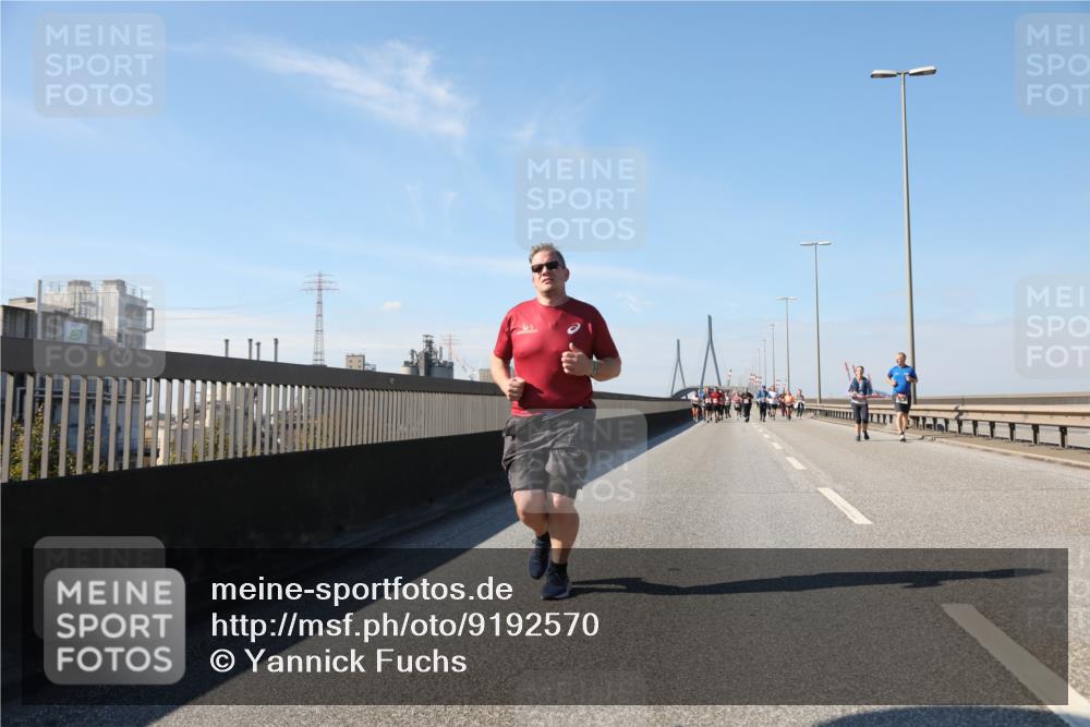 03.10.2025 - Köhlbrandbrückenlauf Yannick Fuchs http://msf.ph/oto/9192570 03.10.2025 12:14:13 Position 3  meine-sportfotos.de