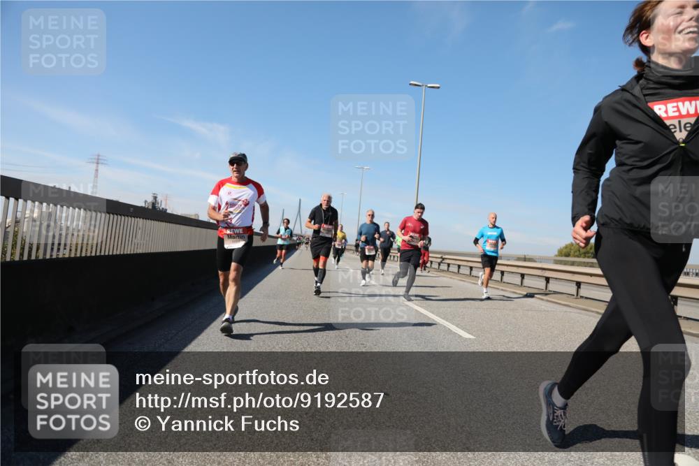 03.10.2025 - Köhlbrandbrückenlauf Yannick Fuchs http://msf.ph/oto/9192587 03.10.2025 11:53:59 Position 3  meine-sportfotos.de