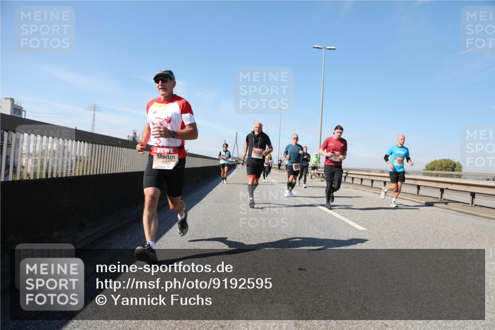 03.10.2025 - Köhlbrandbrückenlauf Yannick Fuchs http://msf.ph/oto/9192595 03.10.2025 11:53:59 Position 3 6665 meine-sportfotos.de