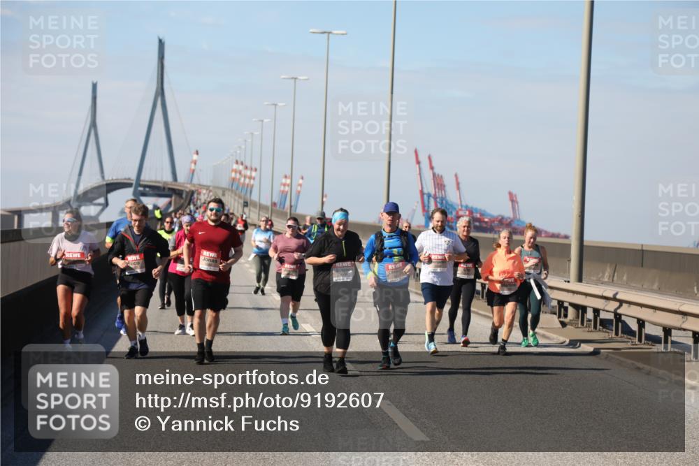 03.10.2025 - Köhlbrandbrückenlauf Yannick Fuchs http://msf.ph/oto/9192607 03.10.2025 12:14:25 Position 3  meine-sportfotos.de