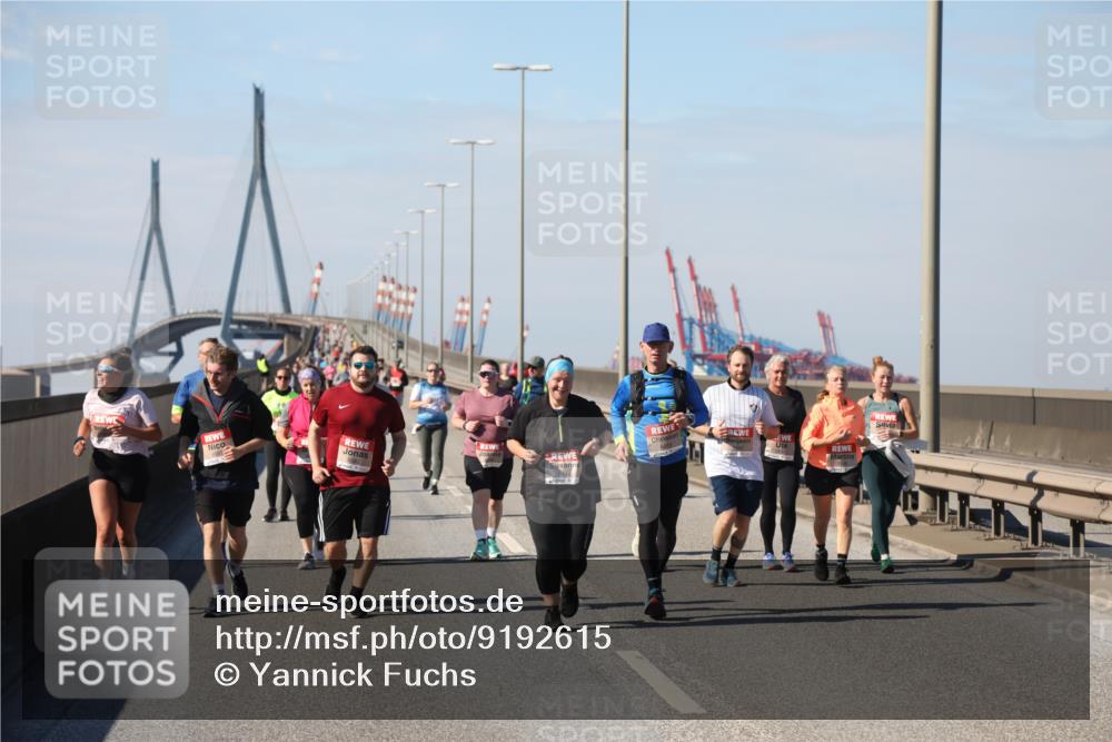 03.10.2025 - Köhlbrandbrückenlauf Yannick Fuchs http://msf.ph/oto/9192615 03.10.2025 12:14:25 Position 3  meine-sportfotos.de