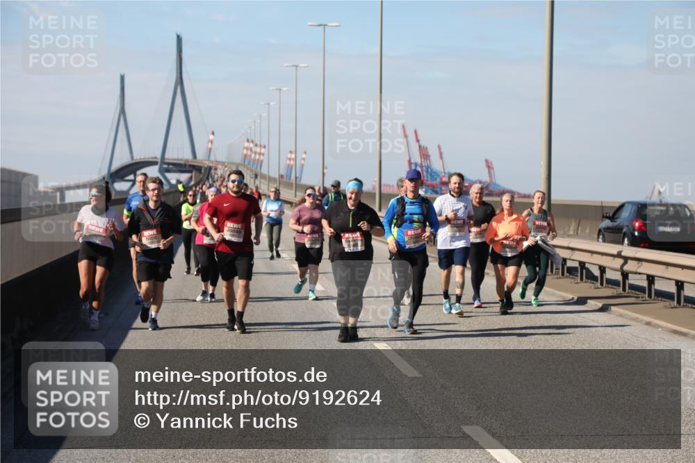 03.10.2025 - Köhlbrandbrückenlauf Yannick Fuchs http://msf.ph/oto/9192624 03.10.2025 12:14:26 Position 3  meine-sportfotos.de