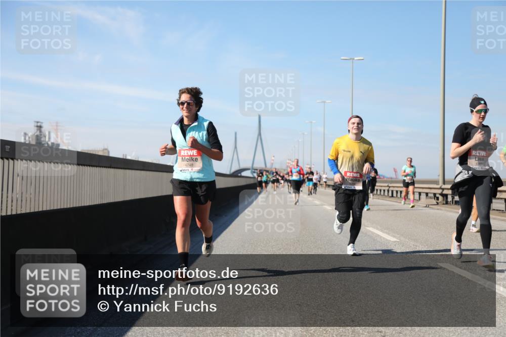 03.10.2025 - Köhlbrandbrückenlauf Yannick Fuchs http://msf.ph/oto/9192636 03.10.2025 11:54:02 Position 3 4748, 6487 meine-sportfotos.de