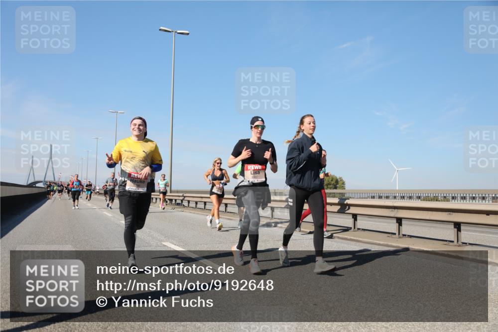 03.10.2025 - Köhlbrandbrückenlauf Yannick Fuchs http://msf.ph/oto/9192648 03.10.2025 11:54:03 Position 3 6487 meine-sportfotos.de