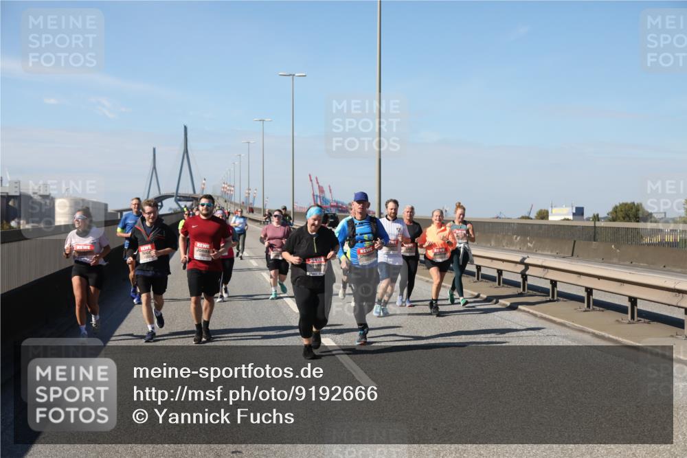 03.10.2025 - Köhlbrandbrückenlauf Yannick Fuchs http://msf.ph/oto/9192666 03.10.2025 12:14:29 Position 3  meine-sportfotos.de