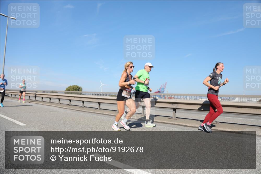 03.10.2025 - Köhlbrandbrückenlauf Yannick Fuchs http://msf.ph/oto/9192678 03.10.2025 11:54:05 Position 3  meine-sportfotos.de