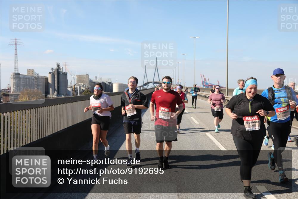 03.10.2025 - Köhlbrandbrückenlauf Yannick Fuchs http://msf.ph/oto/9192695 03.10.2025 12:14:31 Position 3 6583, 6582, 5444, 6259 meine-sportfotos.de