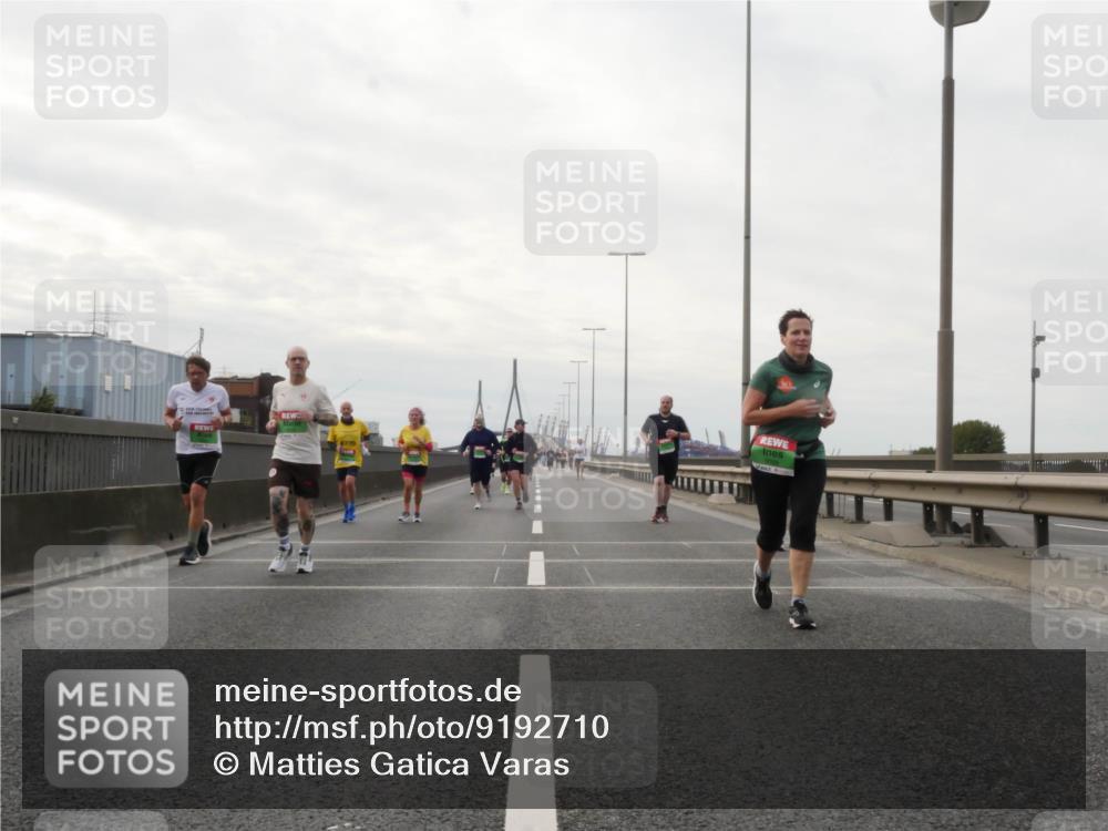 03.10.2025 - Köhlbrandbrückenlauf Matties Gatica Varas http://msf.ph/oto/9192710 03.10.2025 16:11:33 Position 3 0 meine-sportfotos.de