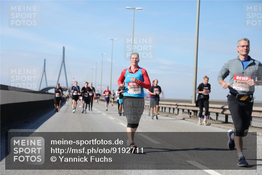 03.10.2025 - Köhlbrandbrückenlauf Yannick Fuchs http://msf.ph/oto/9192711 03.10.2025 11:54:07 Position 3 4448, 4777 meine-sportfotos.de